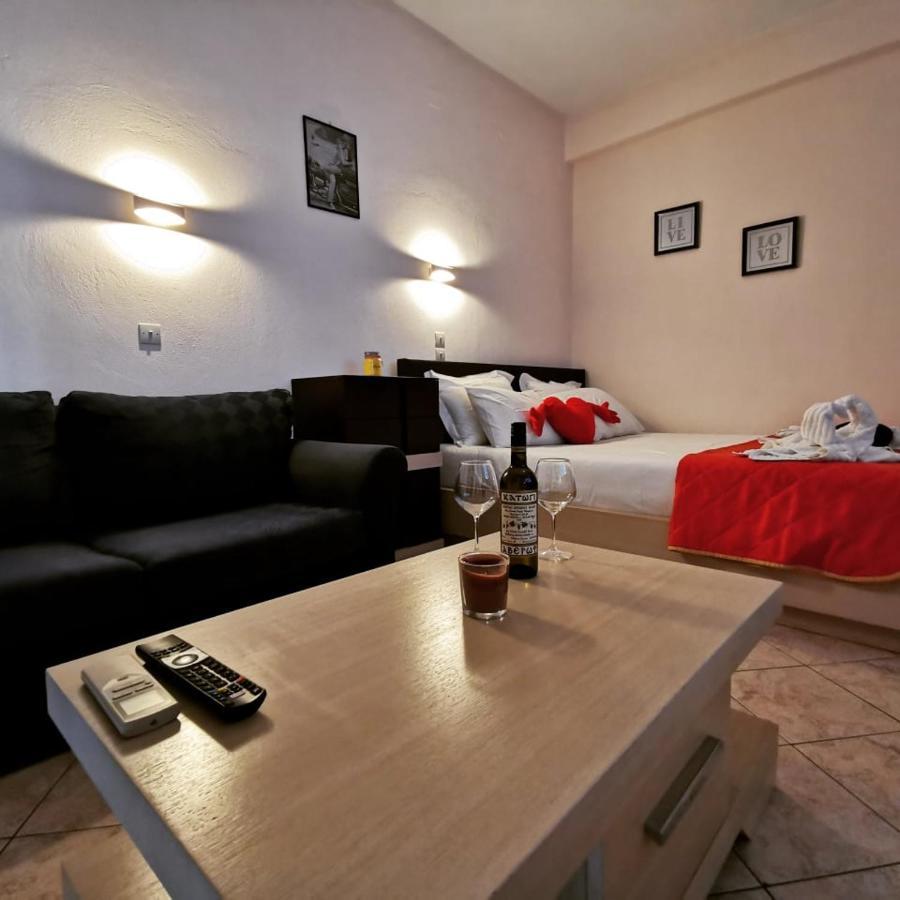 Studios Nelli Alonissos Patitírion Exteriér fotografie